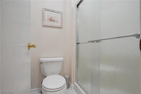 40 W Maple Drive Seville OH 44273