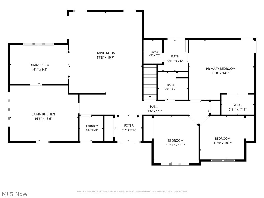40 W Maple Drive Seville OH 44273