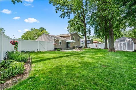 755 Bedford Avenue Elyria OH 44035