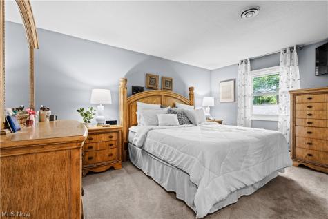 755 Bedford Avenue Elyria OH 44035