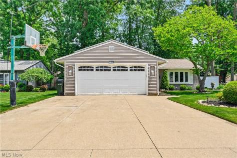 755 Bedford Avenue Elyria OH 44035