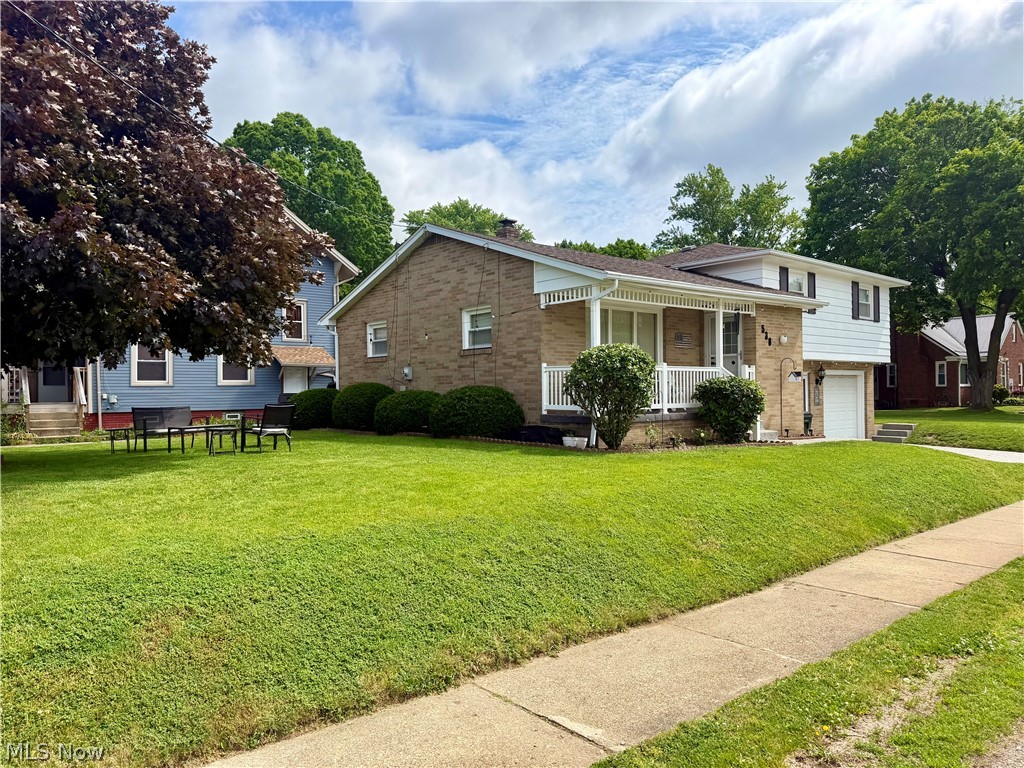 538 S Silver Street Louisville OH 44641