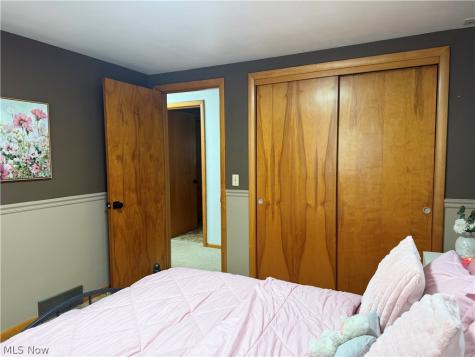 538 S Silver Street Louisville OH 44641