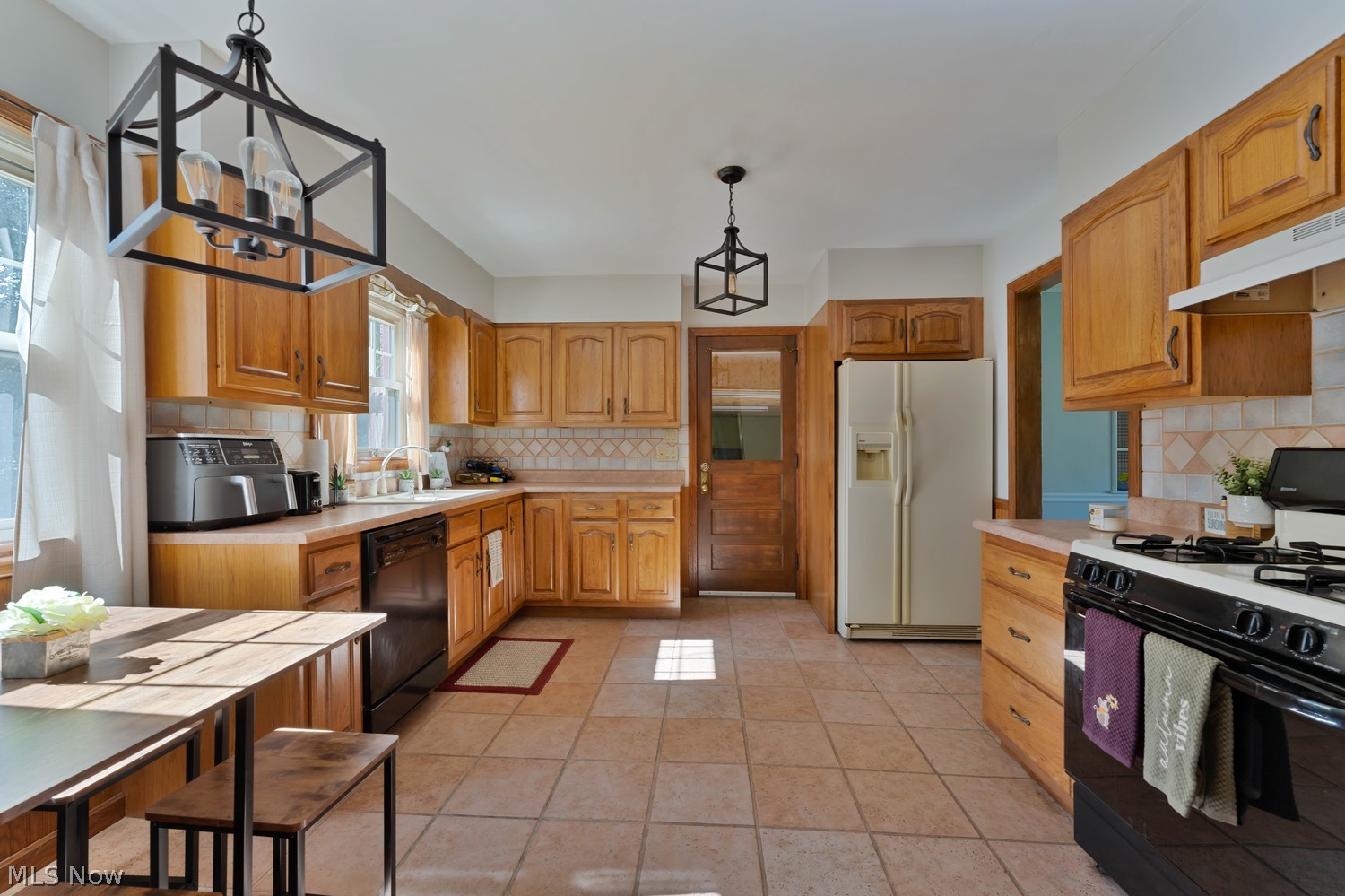 239 N Cadillac Drive Youngstown OH 44512