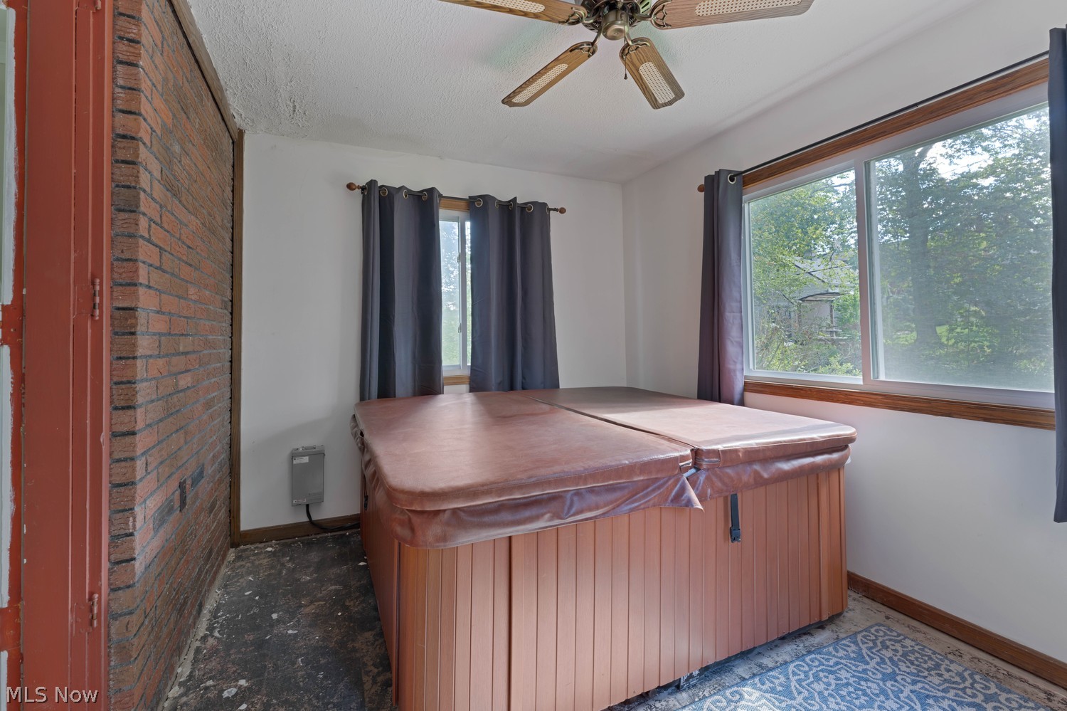 239 N Cadillac Drive Youngstown OH 44512