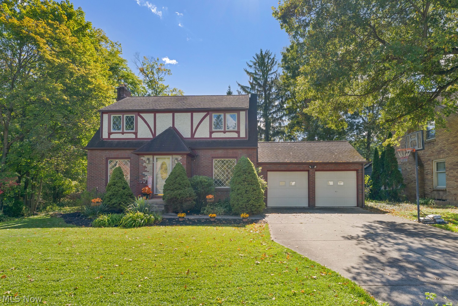 239 N Cadillac Drive Youngstown OH 44512