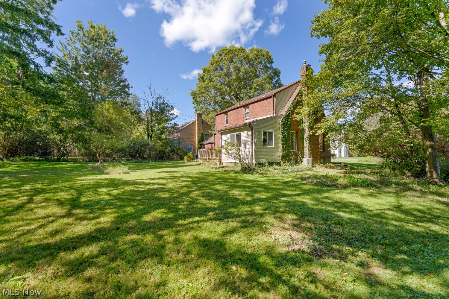239 N Cadillac Drive Youngstown OH 44512