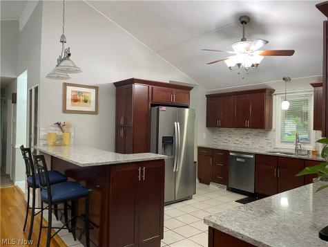 198 Crestwood Drive Avon Lake OH 44012