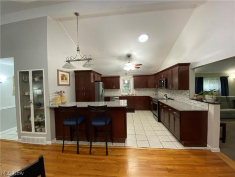 198 Crestwood Drive Avon Lake OH 44012