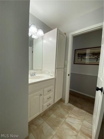 198 Crestwood Drive Avon Lake OH 44012