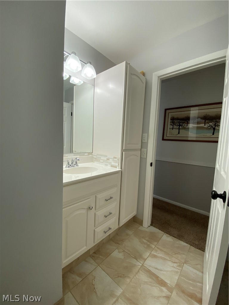 198 Crestwood Drive Avon Lake OH 44012