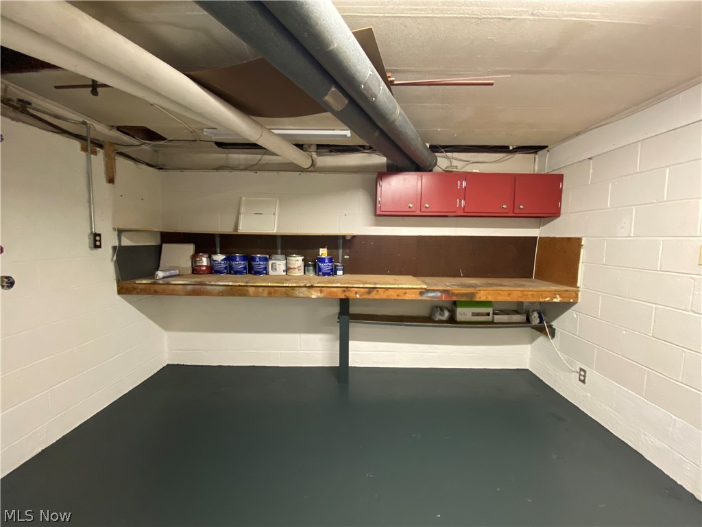 198 Crestwood Drive Avon Lake OH 44012