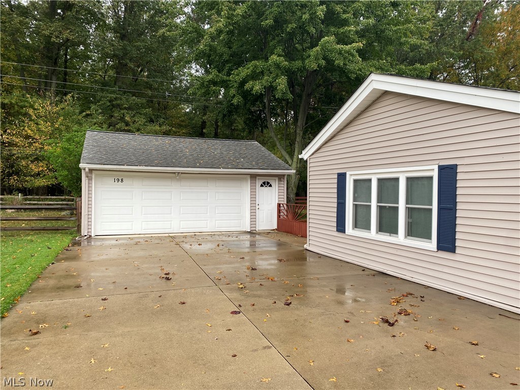 198 Crestwood Drive Avon Lake OH 44012