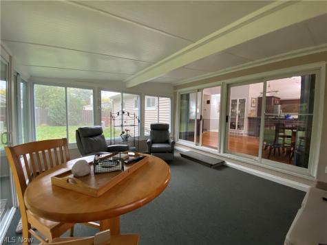 198 Crestwood Drive Avon Lake OH 44012