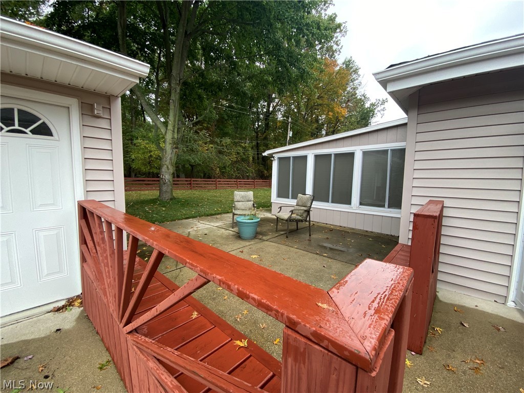 198 Crestwood Drive Avon Lake OH 44012