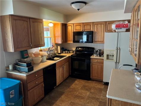 8597 Elmfield Street NW Canal Fulton OH 44614