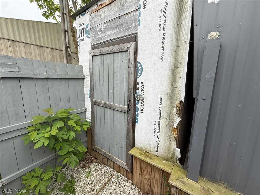 614 Karen Avenue NW New Philadelphia OH 44663