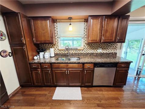 19157 Howe Road Strongsville OH 44136