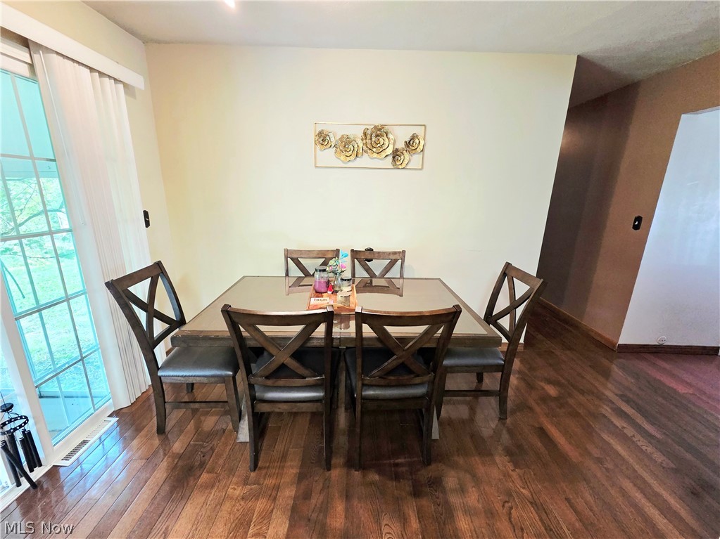 19157 Howe Road Strongsville OH 44136