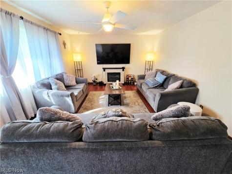 19157 Howe Road Strongsville OH 44136