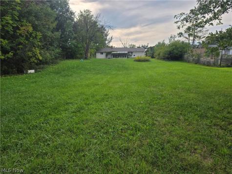 19157 Howe Road Strongsville OH 44136