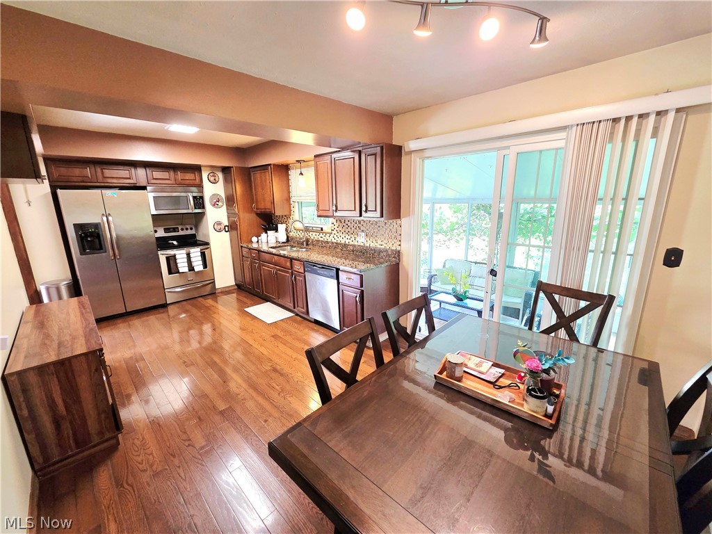 19157 Howe Road Strongsville OH 44136
