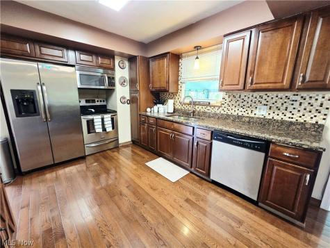 19157 Howe Road Strongsville OH 44136