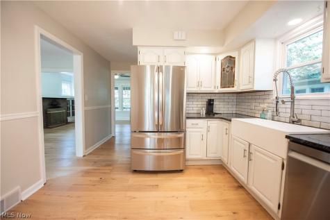 2187 Arthur Avenue Lakewood OH 44107
