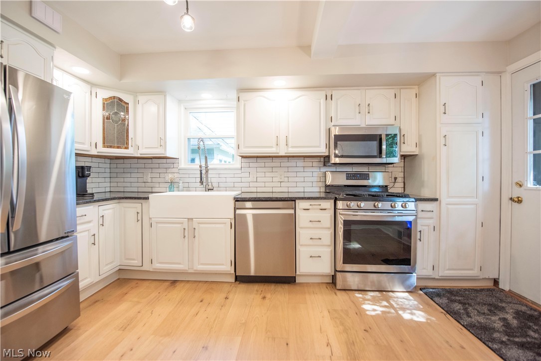 2187 Arthur Avenue Lakewood OH 44107