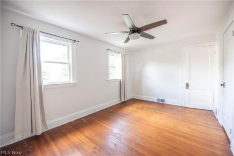 2187 Arthur Avenue Lakewood OH 44107