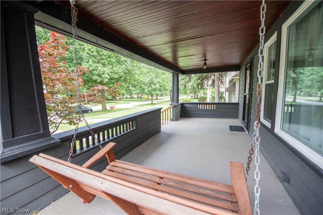 2187 Arthur Avenue Lakewood OH 44107