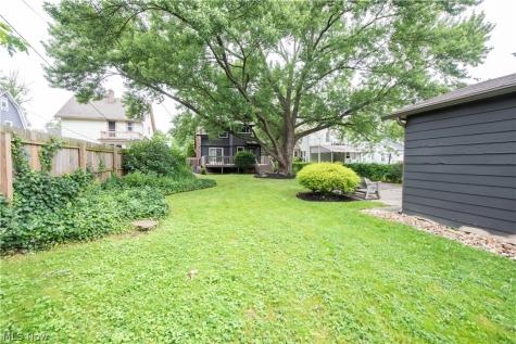 2187 Arthur Avenue Lakewood OH 44107