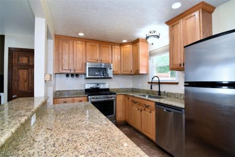 2275 Gary Drive Twinsburg OH 44087