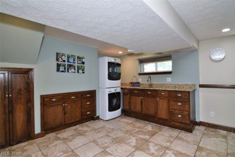 2275 Gary Drive Twinsburg OH 44087