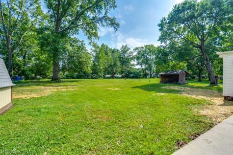 2031 W Pleasant Valley Road Parma OH 44134