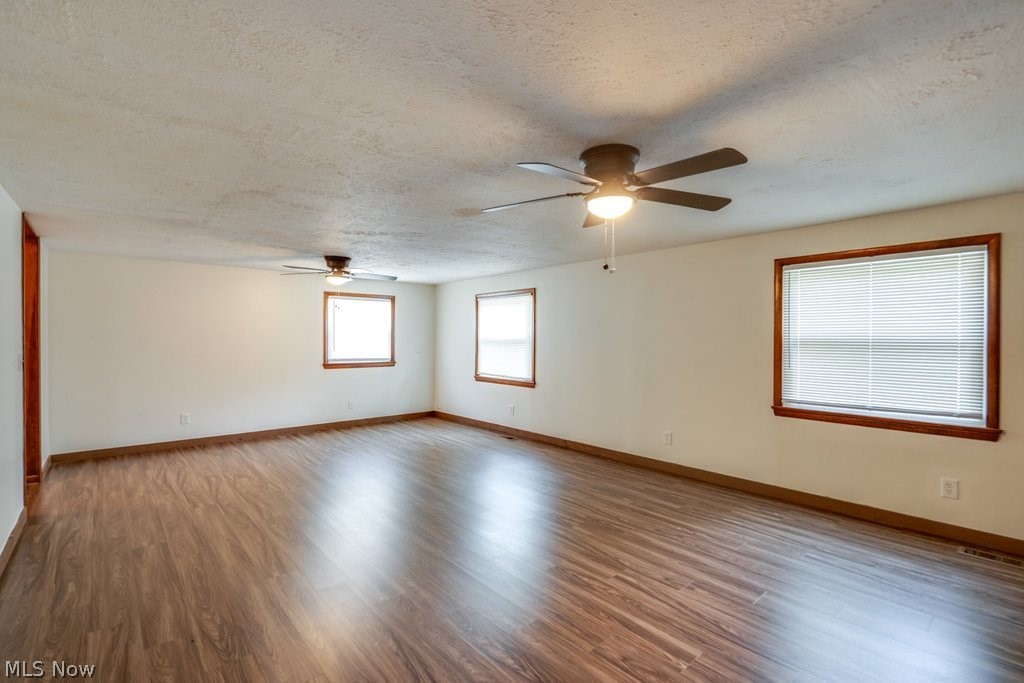 2031 W Pleasant Valley Road Parma OH 44134
