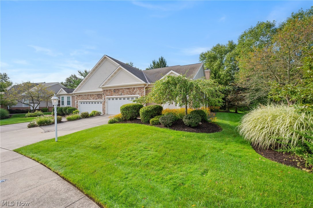 9848 Country Club Circle Twinsburg OH 44087