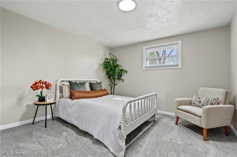 1616 Glenwood Drive Twinsburg OH 44087