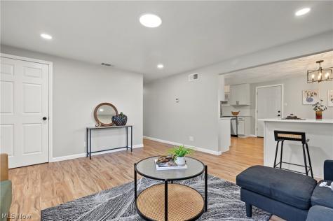 1616 Glenwood Drive Twinsburg OH 44087