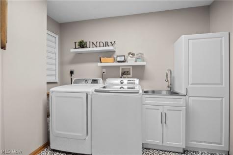 224 Sleepy Hollow Drive Amherst OH 44001