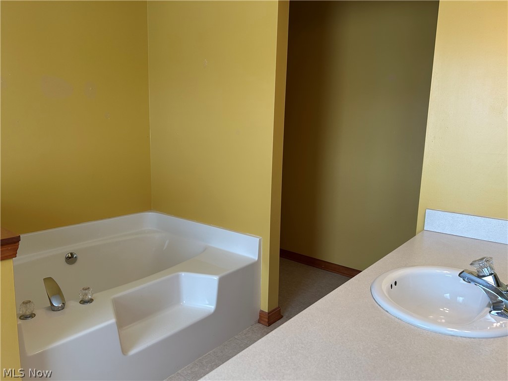 34720 Deer Run Drive North Ridgeville OH 44039