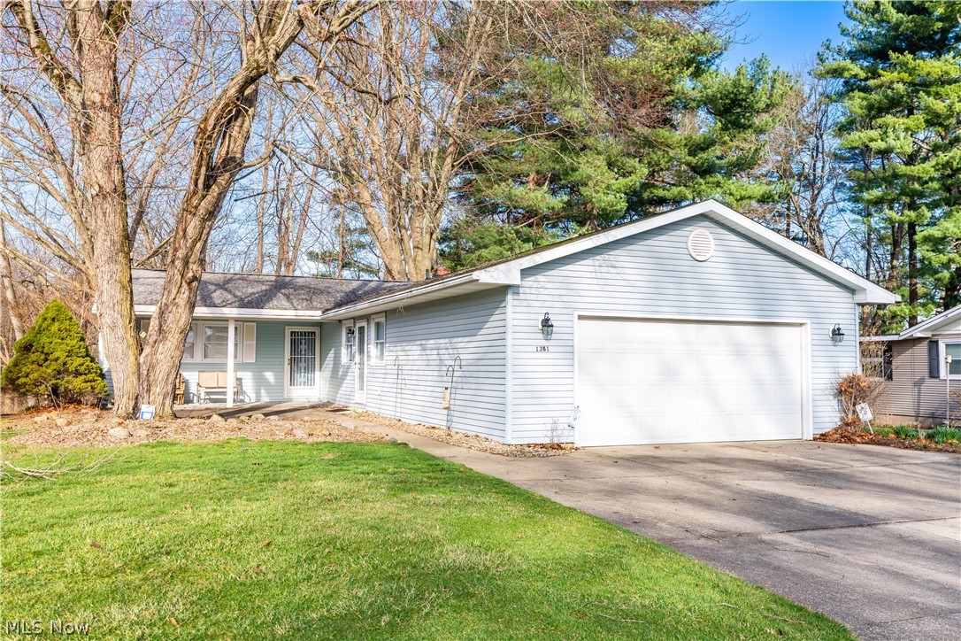 North Canton OH, 1381 Circle Hill Road SE