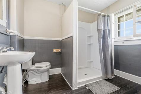 2138 Watson Avenue Alliance OH 44601