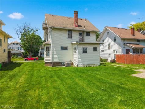 2138 Watson Avenue Alliance OH 44601