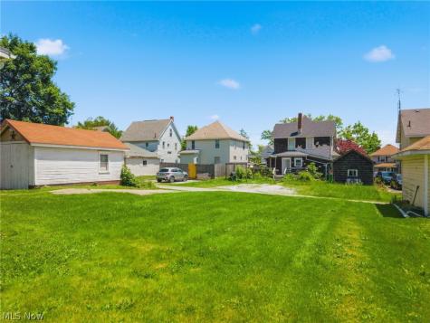 2138 Watson Avenue Alliance OH 44601