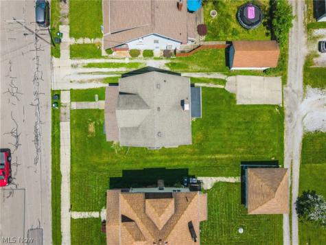 2138 Watson Avenue Alliance OH 44601
