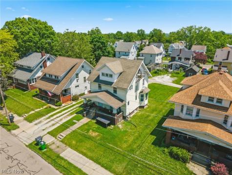 2138 Watson Avenue Alliance OH 44601