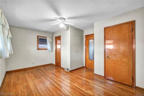 7181 York Road Parma OH 44130