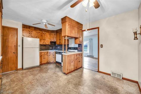 7181 York Road Parma OH 44130
