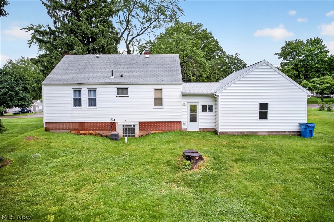 1035 Genoa Avenue SW Massillon OH 44646